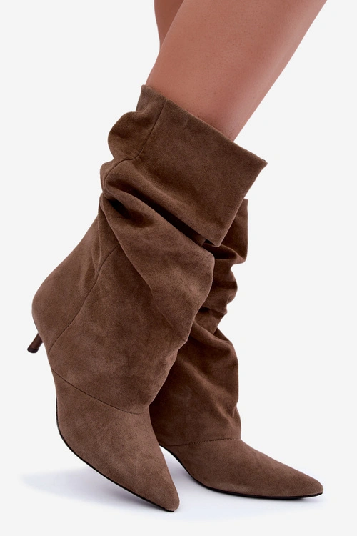 Wsuwane Botki Typu Slouchy Na Obcasie Z Naturalnego Zamszu Khaki Cindrelle