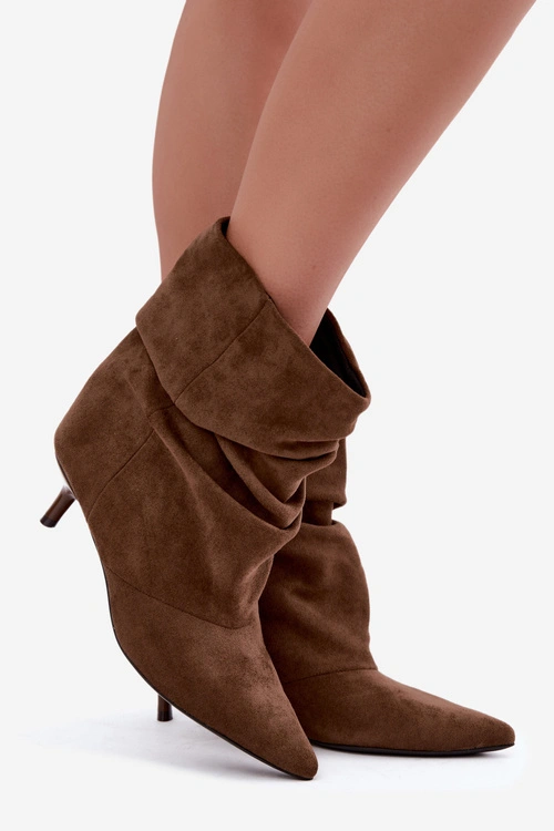 Wsuwane Botki Typu Slouchy Na Obcasie Khaki Loralia