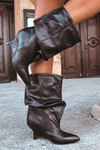 Botki Typu Slouchy Na Koturnie Wsuwane Czekoladowe Ilyna