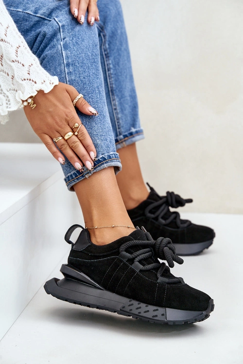 Zamszowe Sneakersy Damskie Na Platformie Z Grubym Sznurowaniem Artiker 54C1464 Czarne